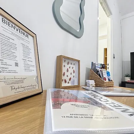 Le Proche Gare Apartment *